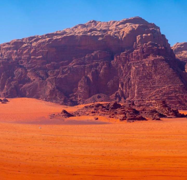 Saleem With Jeep Tour Lejlighed Wadi Rum Eksteriør billede