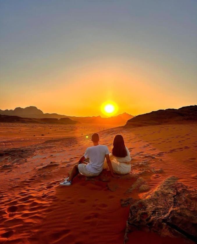 Saleem With Jeep Tour Lejlighed Wadi Rum Værelse billede